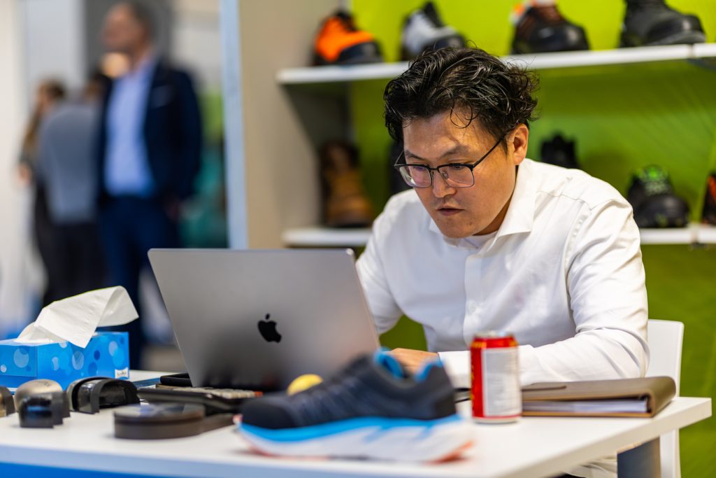 4X3A4910-Enhanced-NR